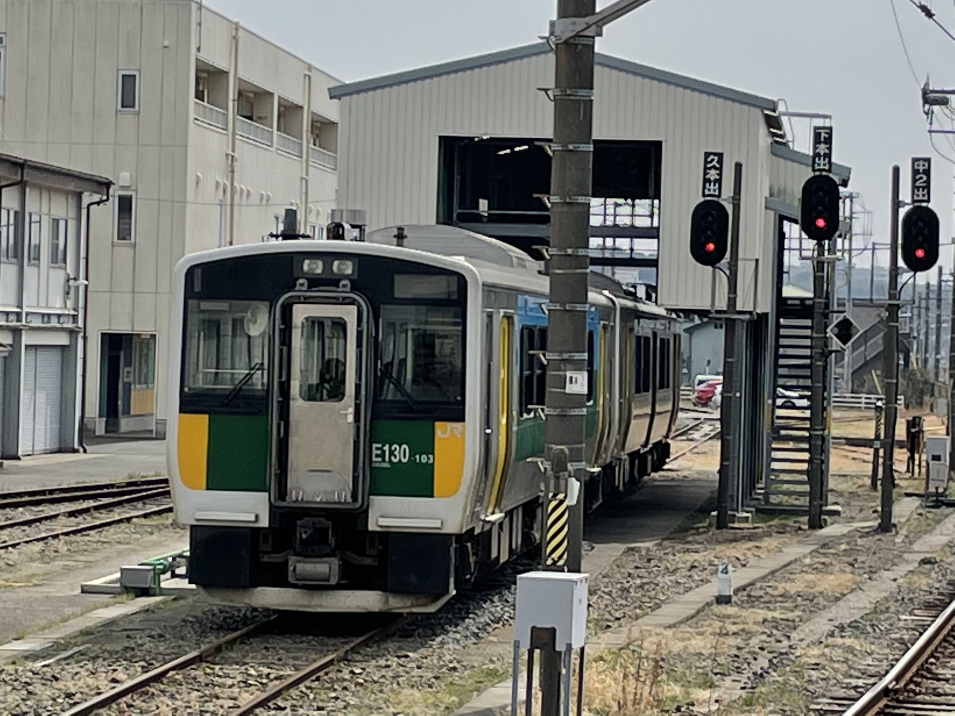 久留里線キハE130系　木更津駅