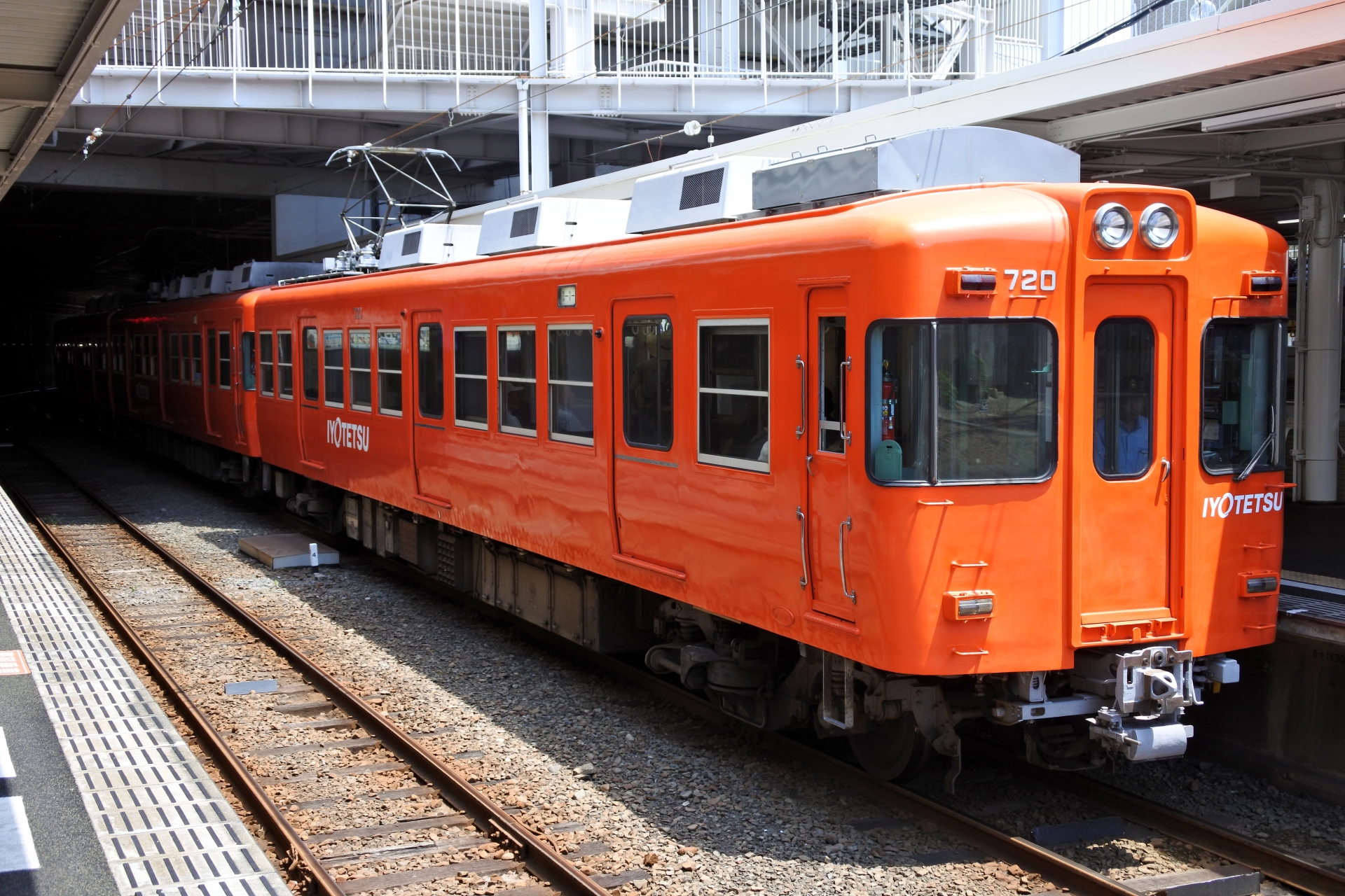 伊予鉄道700系