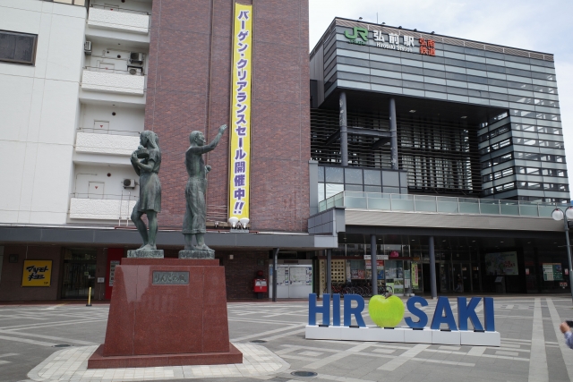 弘前駅中央口
