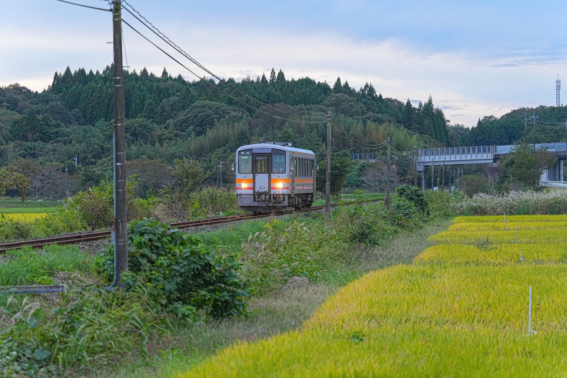 芸備線キハ120形岡山車