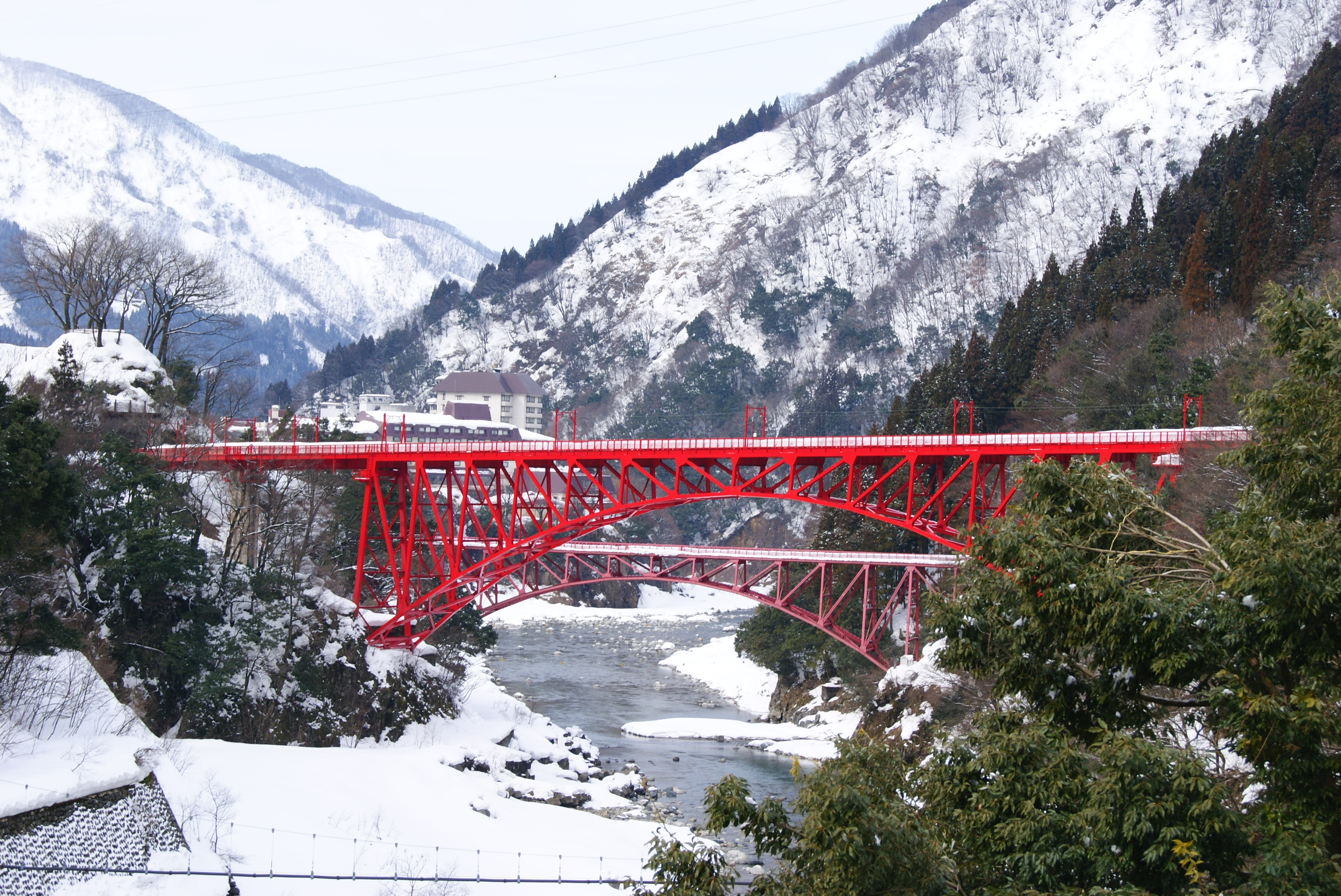 冬の黒部峡谷鉄道