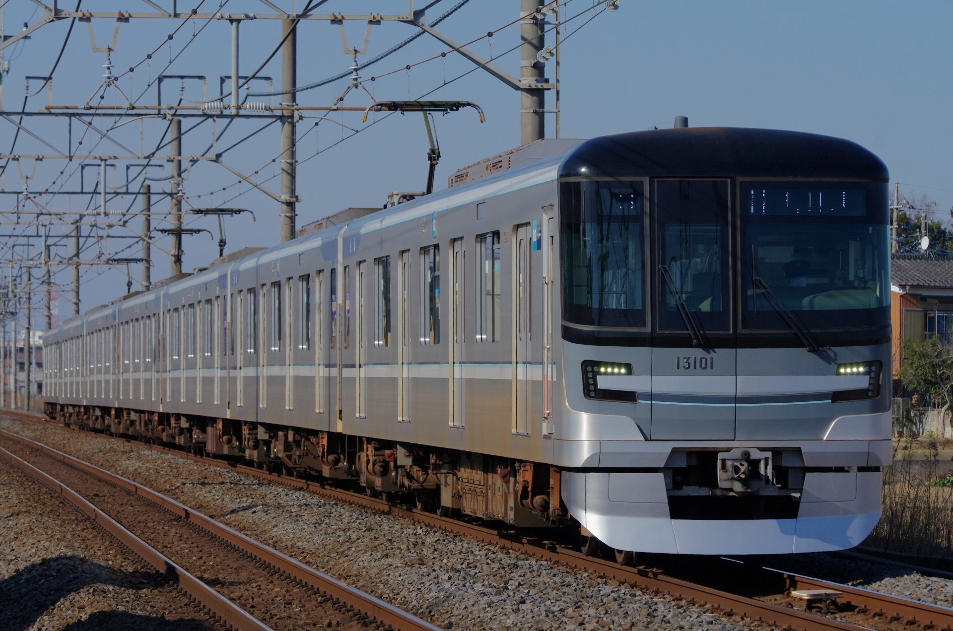 東京メトロ　日比谷線13000系